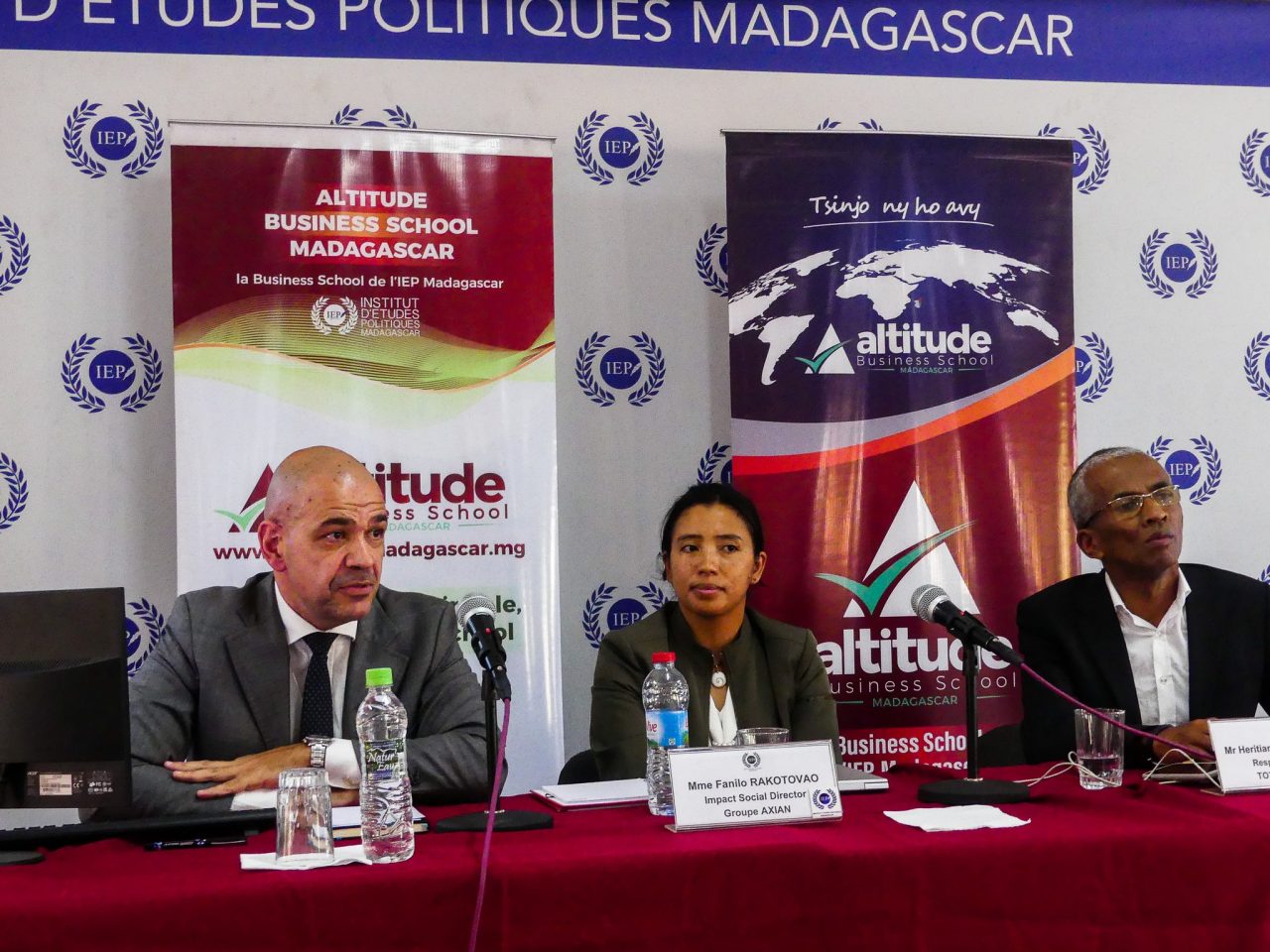 “Le Manager face à la RSE “ - IEP Altitude Group Madagascar
